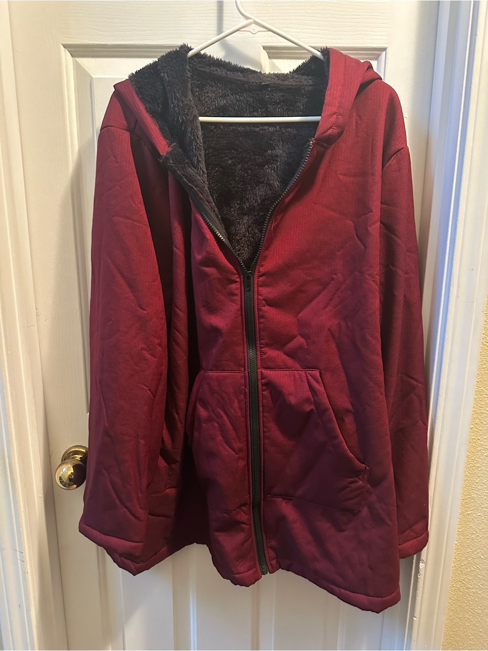 Cozy Burgundy Zip-Up Hooded Jacket with Faux Fur Lining